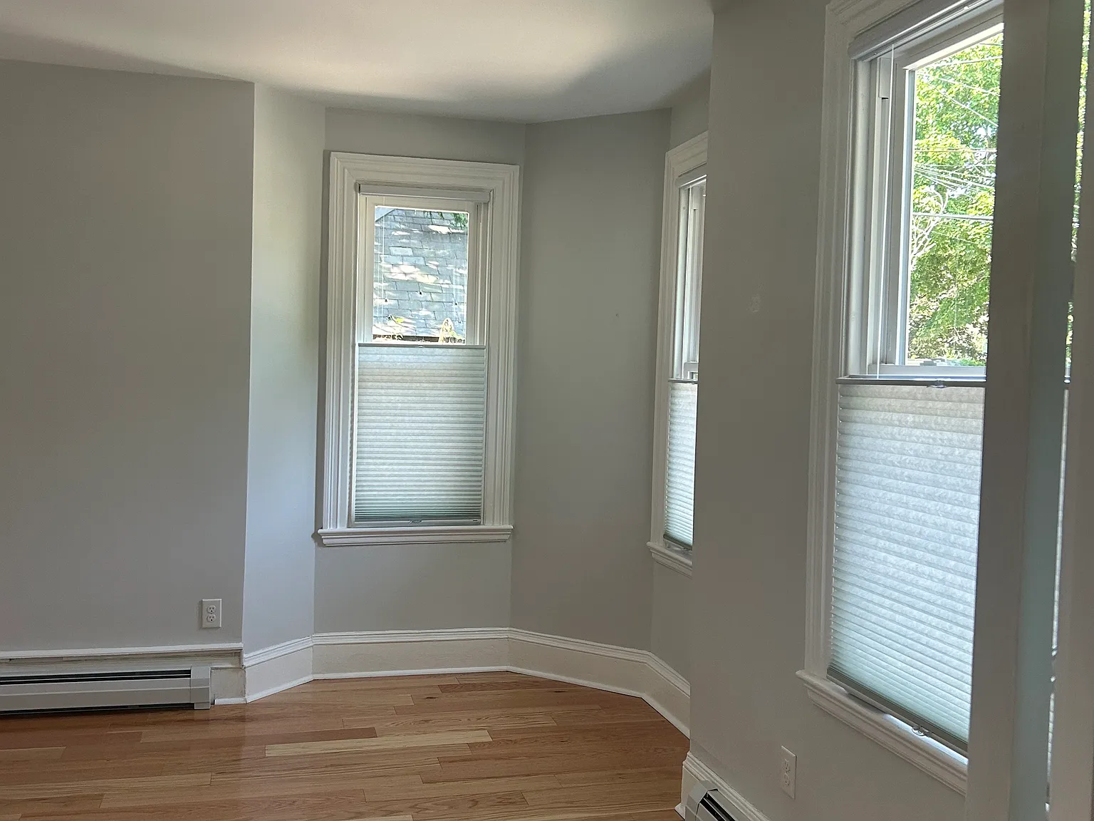 4 bed, 1473 sqft, $3,700 — Photo 3