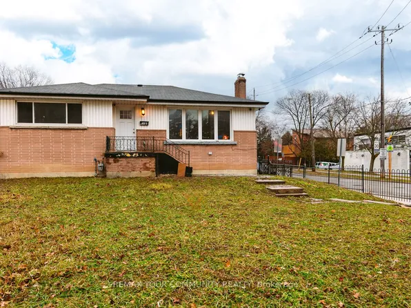 240 Markham Rd, Toronto, ON M1J 3C2