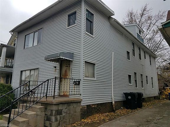 4th image of 12517 Edmonton Ave