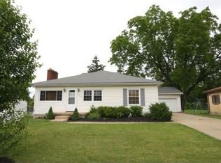 323 Wooster Rd, Mount Vernon, OH 43050