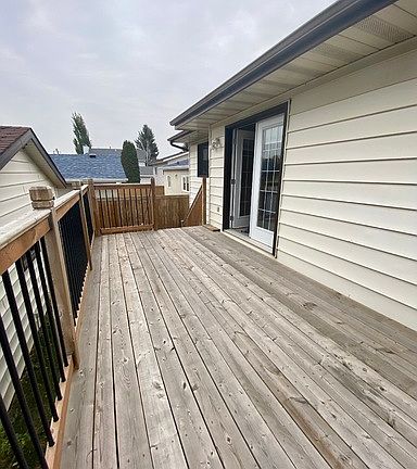2nd image of 16720 94th St NW