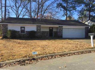402 Rosewood Dr, Benton, AR 72015
