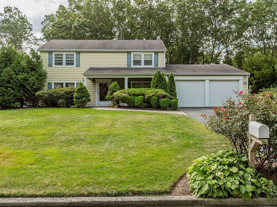 1st image of 16 Beaverdale Ln