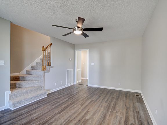 4th image of 1076 Biltmore Pl