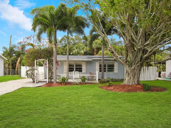 601 N Pennock Lane, Jupiter, FL 33458