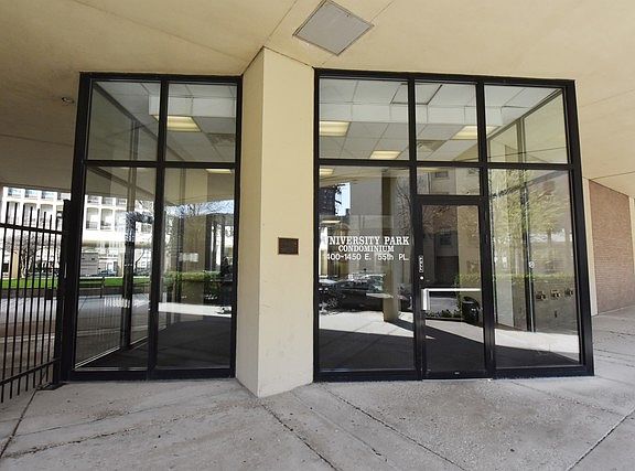 2nd image of 1400 E 55th St #202S