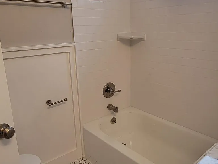 1584 Meade St — Photo 19