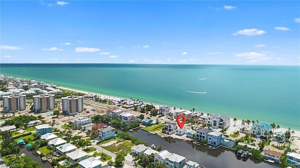 2 bed, 1.0 bath, 1006 sqft, $7,500 — Photo 1