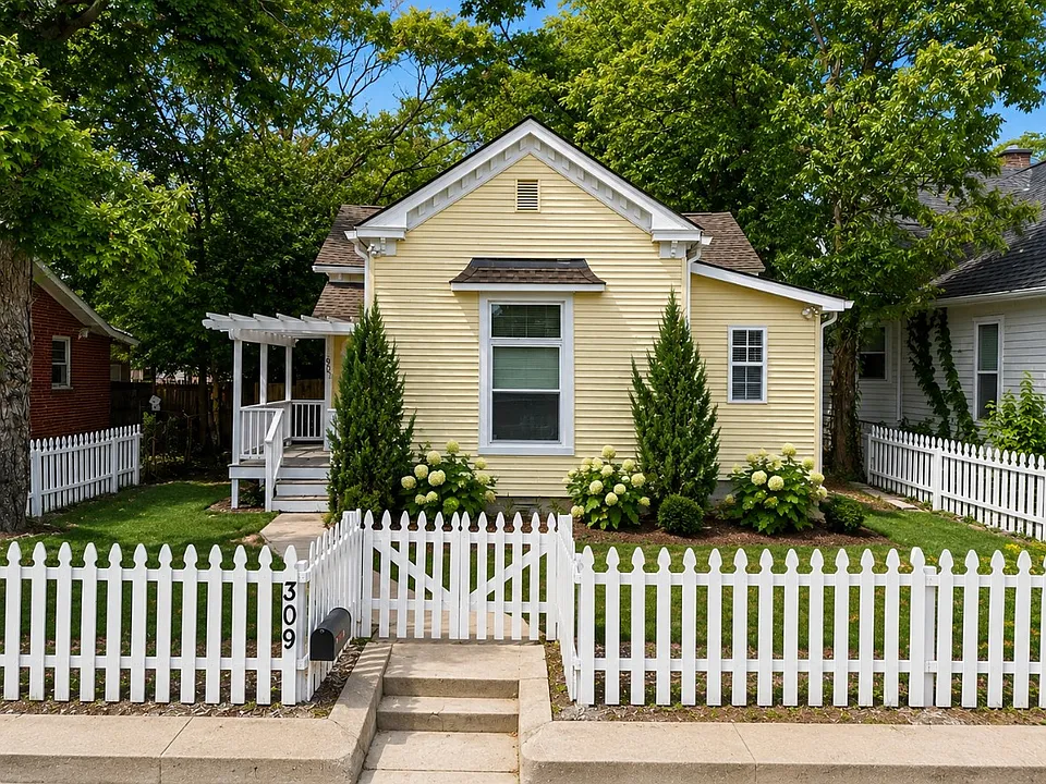 309 Hancock St