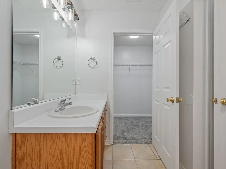 4660 Dove Way — Photo 21