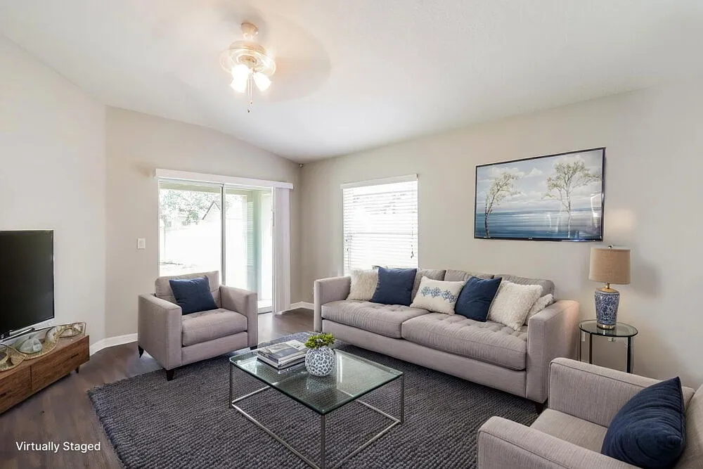 3 bed, 2.0 bath, 1485 sqft, $3,470 — Photo 4