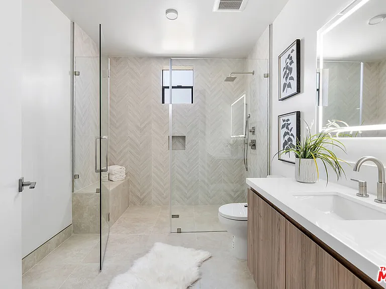 3651 Regal Pl #401 — Photo 11