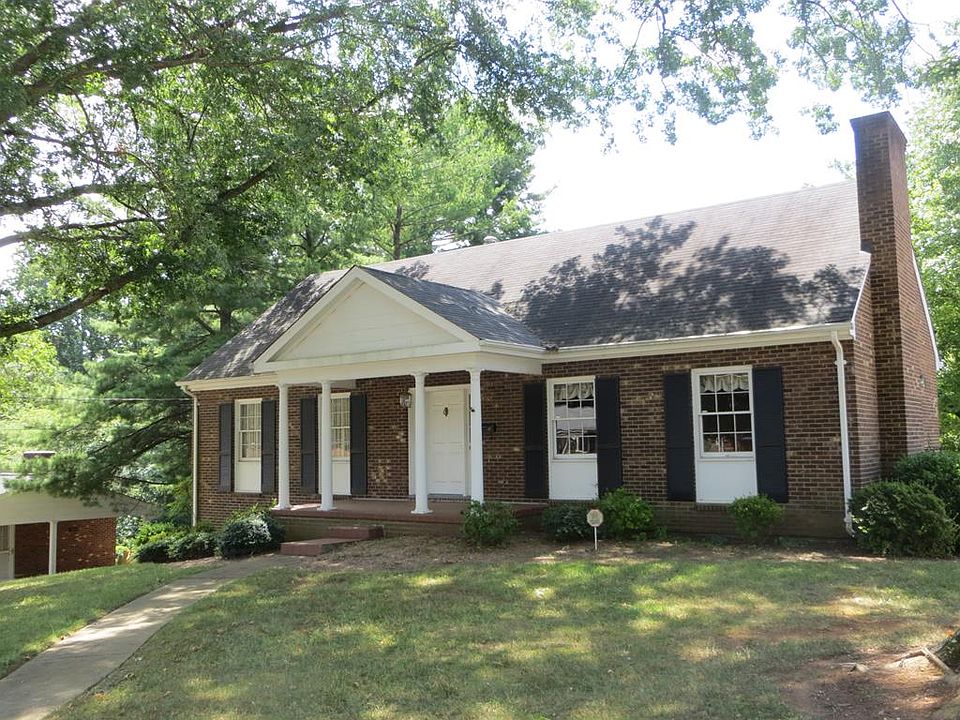 1st image of 145 Rockford Pl