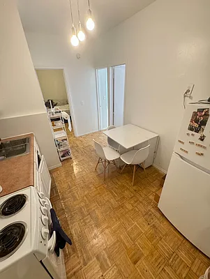 Rented by MOTION New York | media 4