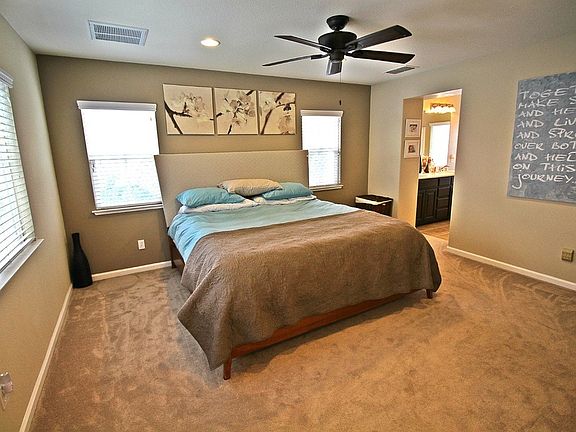 4th image of 92 W Posada Ln