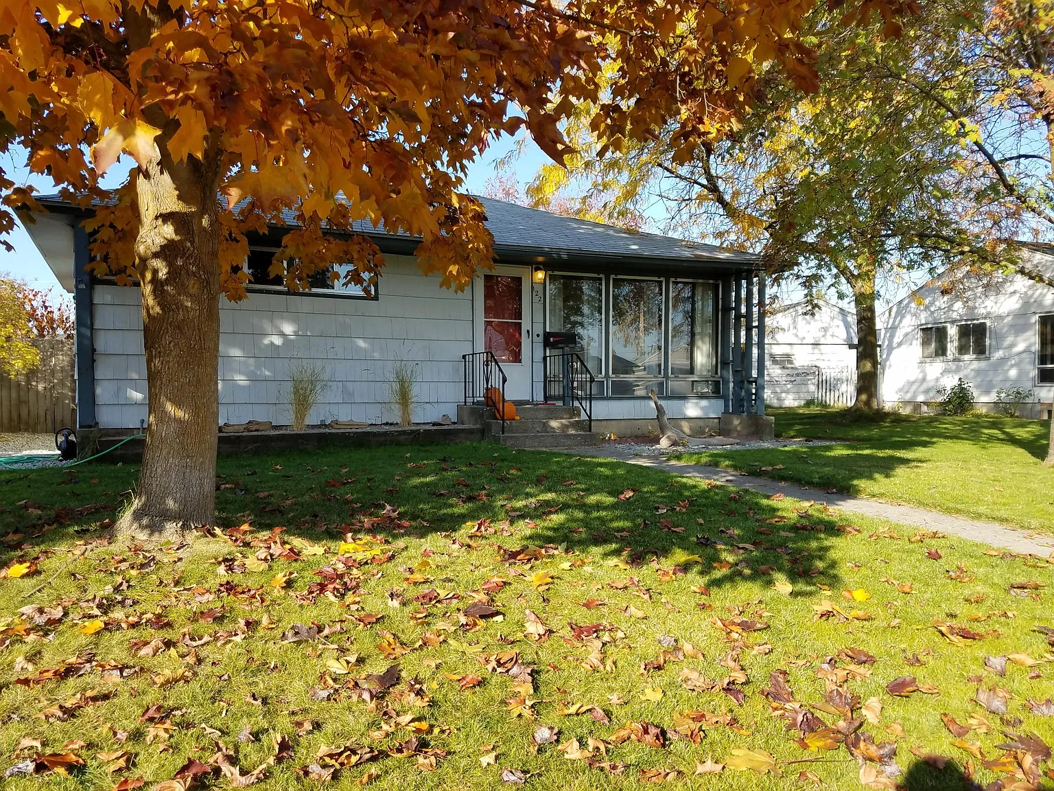 3 bed, 1452 sqft, $2,100 — Photo 2