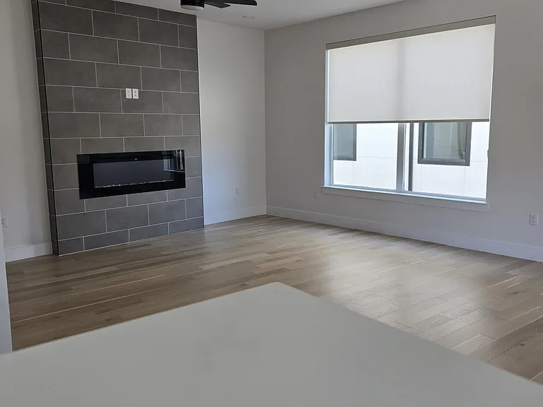 Seegar Townhomes — Photo 11