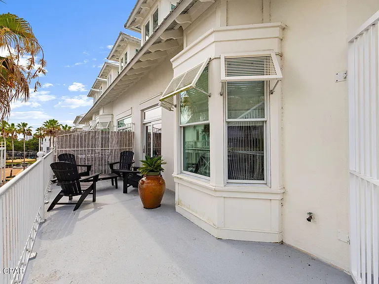 111 Carillon Market St #303 — Photo 11