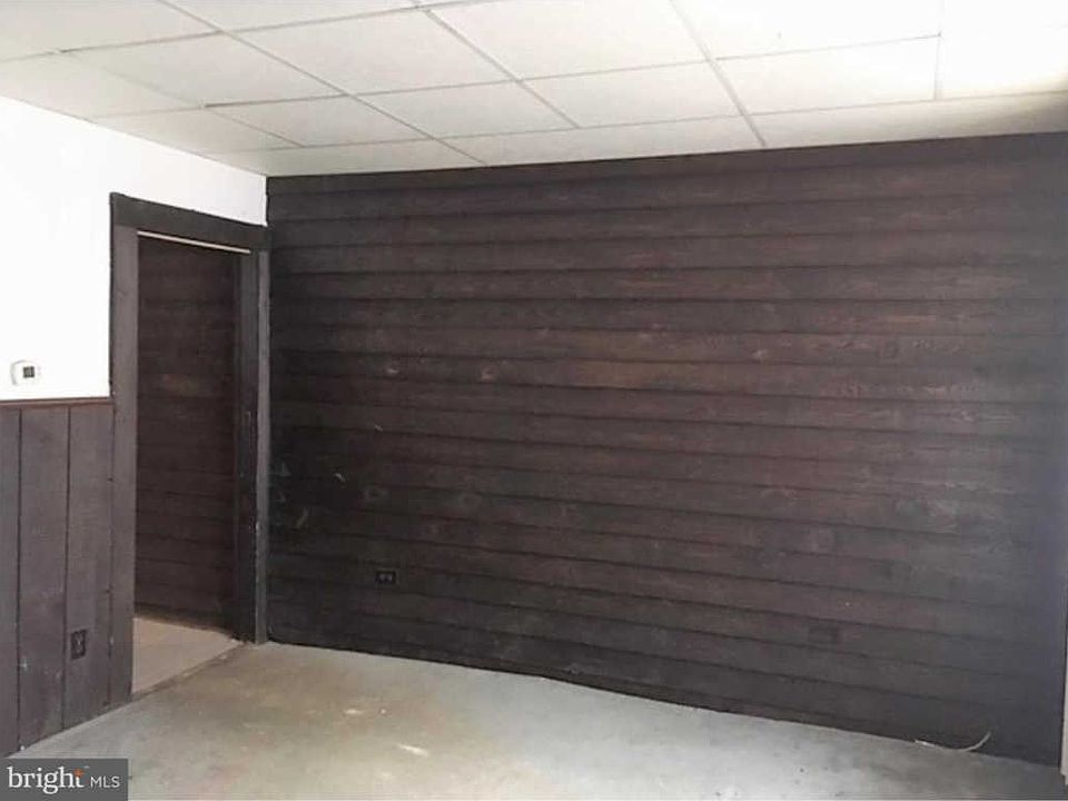 412 Lawrence St Burlington NJ Zillow