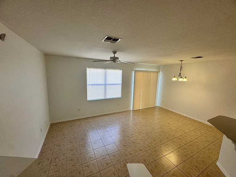 3038 Seaview Castle Dr — Photo 4