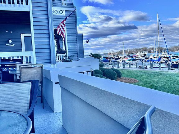 Enjoy Double a deck looking out to the lake