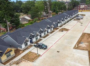 10317 Lake Rd #12-A, Houston, TX 77070