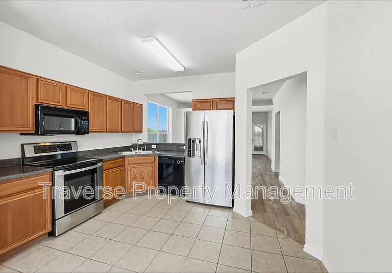10001 Blue Bell Dr — Photo 4