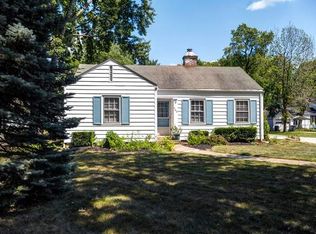 402 N Bourne St, Tolono, IL