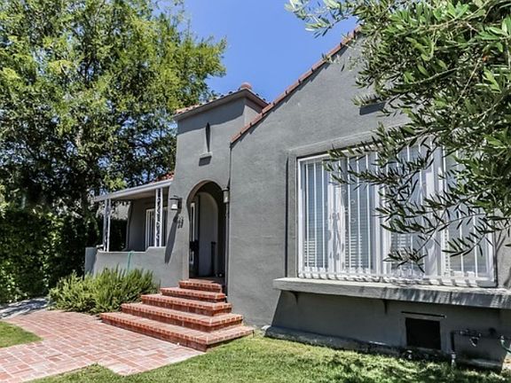 2nd image of 4521 Maplewood Ave