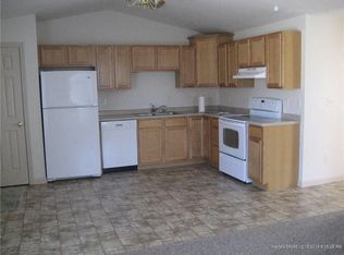 215 High St #B, Sanford, ME 04073