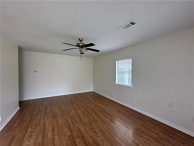 34164 Camelia Farm Ln — Photo 10