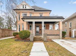 18 Colborne St, Strathroy Caradoc, ON N7G2L9