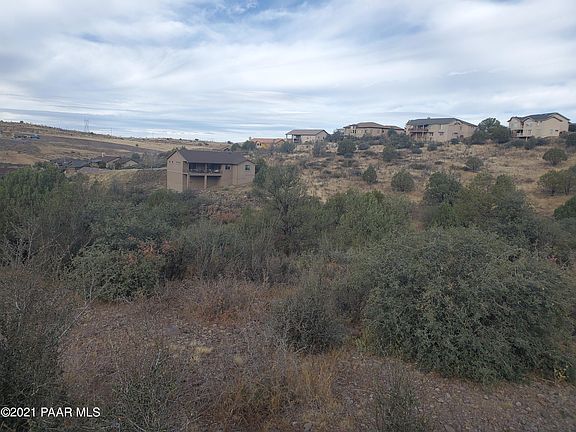 3rd image of 1025 Picket Ct
