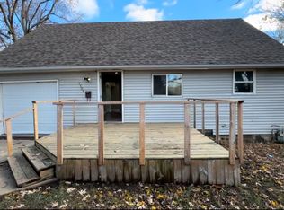 7509 SW 12th St, Des Moines, IA 50315