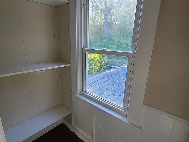 9 Stanley Ave — Photo 4