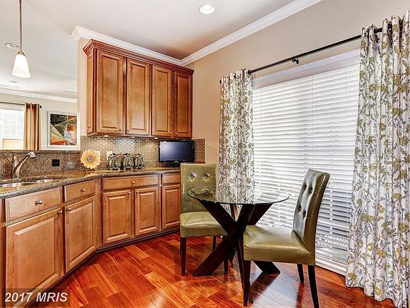 4th image of 1403 Wigeon Way Unit 101