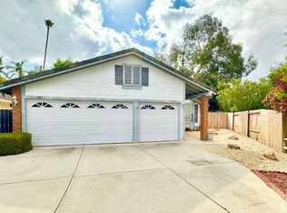 197 S Mercedes Rd, Fallbrook, CA 92028