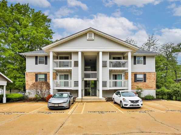 621 S Kirkwood Rd APT 301, Saint Louis, MO 63122