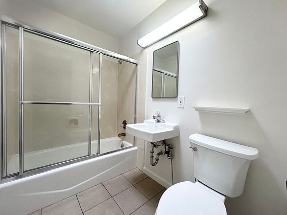 4th image of 1735 Berkeley Way #5