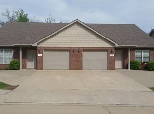 706 Glenstone Dr, Columbia, MO 65201