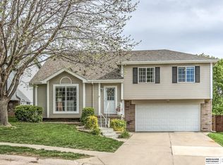 11612 Monroe St, Omaha, NE 68137