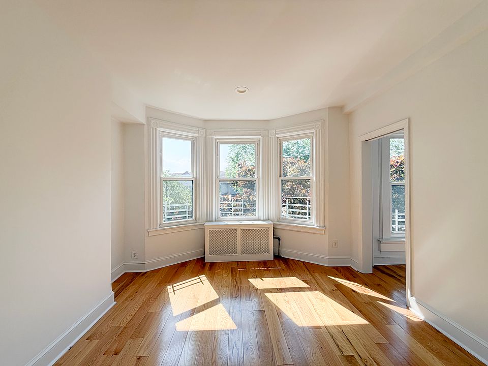 1st image of 7807 Ridge Blvd Floor 2