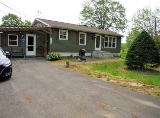 260 Meadowbrook Rd, Queensbury, NY 12804