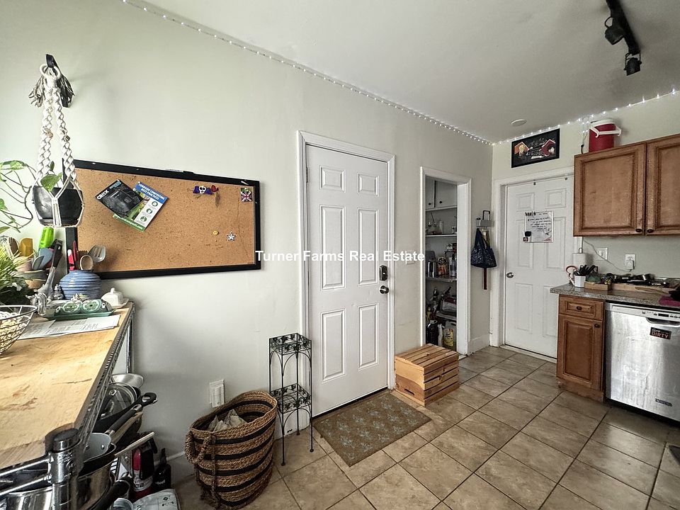 1st image of 9 Medford St #1R