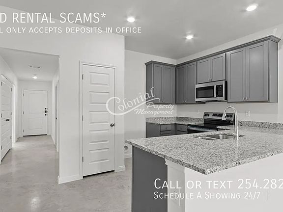 4th image of 911 Sevenleaf Ln #A