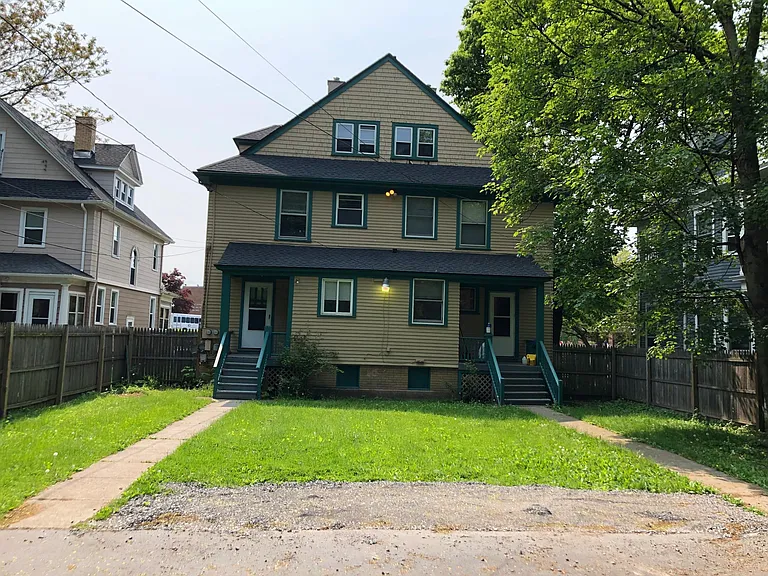 506 Mount Hope Ave — Photo 10