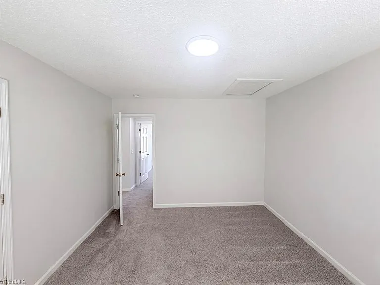 1807 Antler Ct — Photo 12