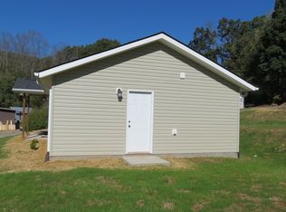 18 Grandmas Path, Candler, NC 28715