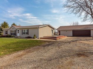 1688 210th Ave, Fairmont, MN 56031