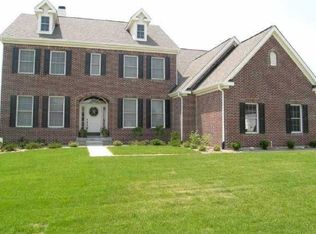 9053 Hearthstone Dr, Zionsville, IN 46077